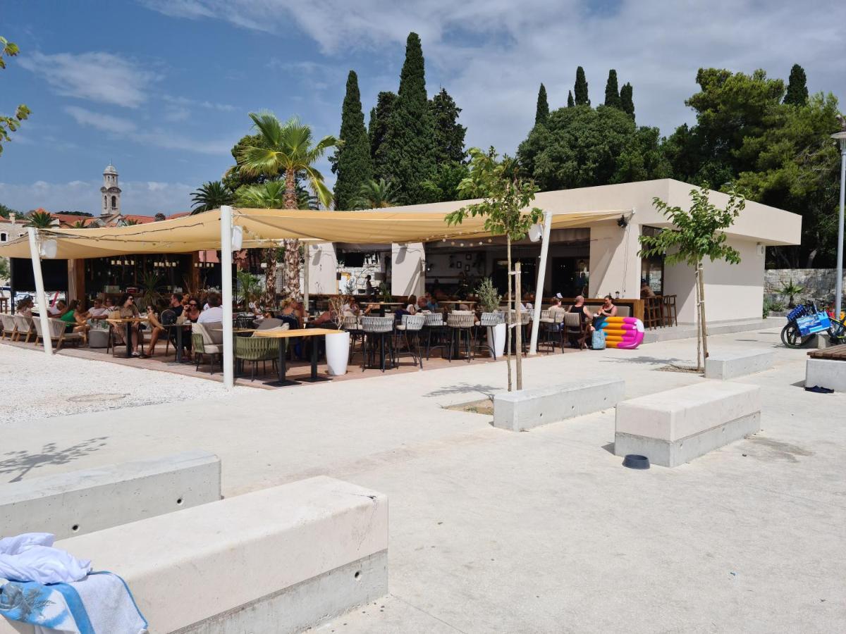 Apartmani Ivana Kaštela 外观 照片