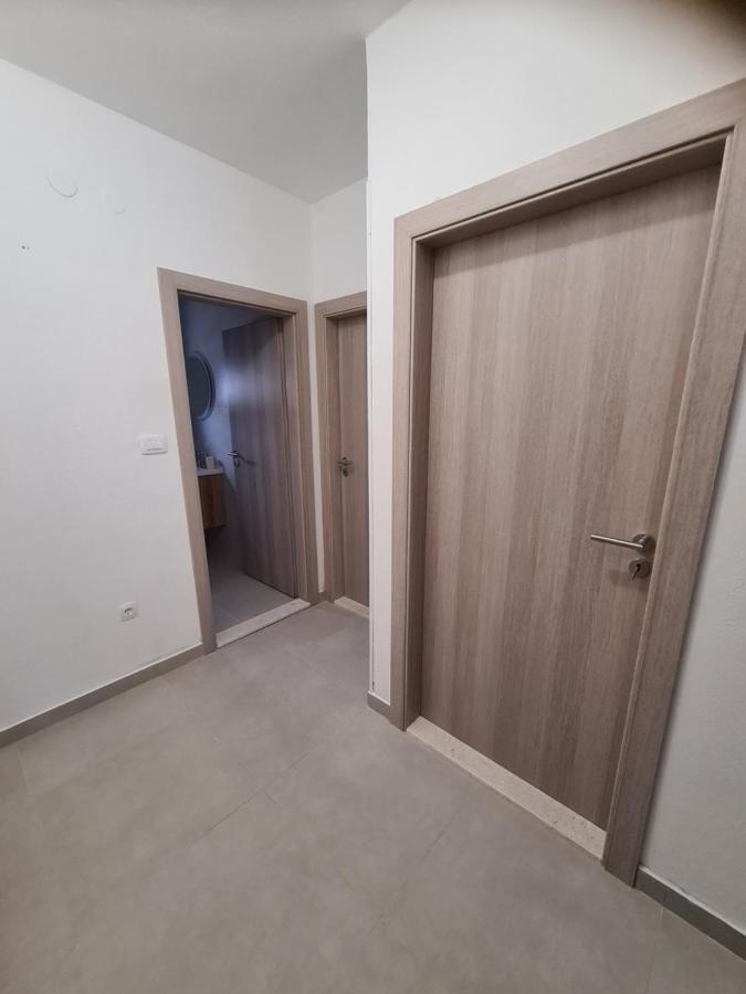 Apartmani Ivana Kaštela 外观 照片
